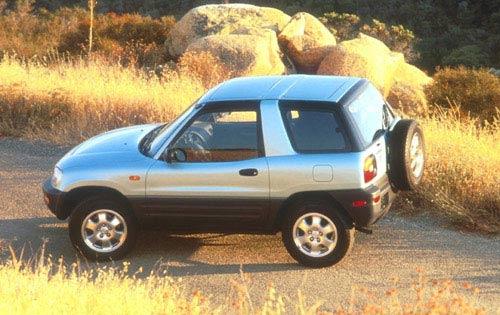 Photo of a 1997-2000 Toyota RAV4 in Alpine Silver Metallic (paint color code 199)