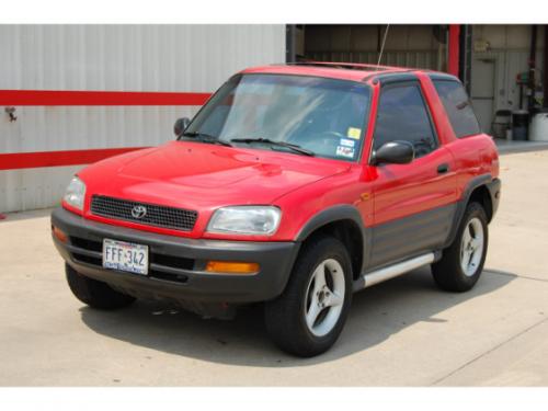 Photo of a 1996-1997 Toyota RAV4 in Bright Red (paint color code 3E6)