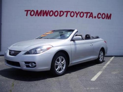 Photo of a 2007 Toyota Solara in Titanium Metallic (paint color code 1D4)