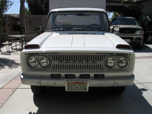 Photo of a 1964-1968 Toyota Stout in Lily White (paint color code T403)