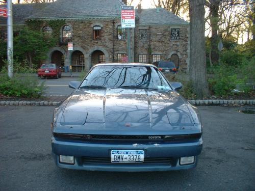 Photo of a 1986.5 Toyota Supra in Medium Blue Metallic (paint color code 8D4)