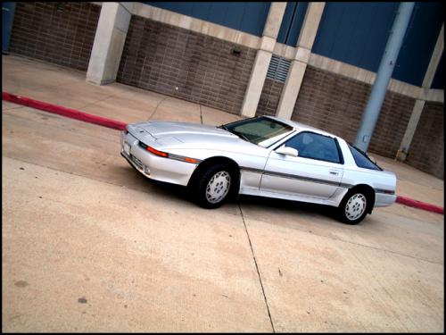 Photo of a 1986.5-1988 Toyota Supra in Amethyst Metallic (paint color code 920)