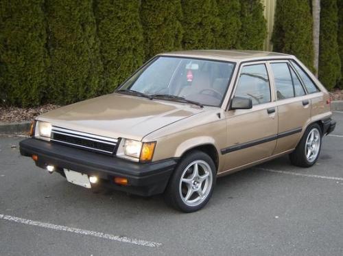 Photo of a 1984-1986 Toyota Tercel in Light Topaz Metallic (paint color code 4E1)