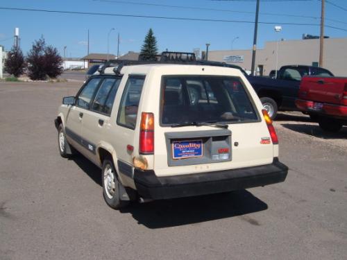 Photo of a 1983-1984 Toyota Tercel in Creme (paint color code 557)