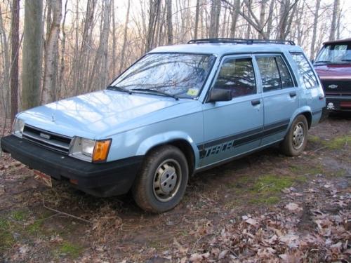 Photo of a 1984-1985 Toyota Tercel in Light Blue Metallic (paint color code 2R8)