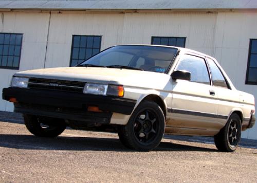 Photo of a 1987-1990 Toyota Tercel in White (paint color code 041)