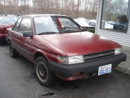 Photo of a 1987-1988 Toyota Tercel in Wine Metallic (paint color code 3G9)