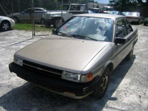 Photo of a 1987-1988 Toyota Tercel in Beige Metallic (paint color code 4G8)