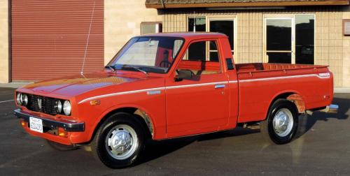 Photo of a 1974-1978 Toyota Truck in Red (paint color code 336)