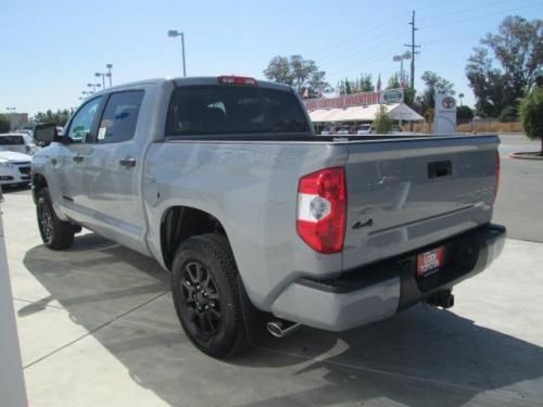 Photo of a 2017-2021 Toyota Tundra in Cement (paint color code 1H5)