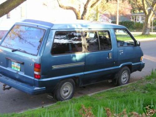 Photo of a 1985 Toyota Van in Blue Metallic (paint color code 8A9)