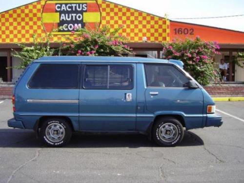 Photo of a 1985 Toyota Van in Blue Metallic (paint color code 8A9)