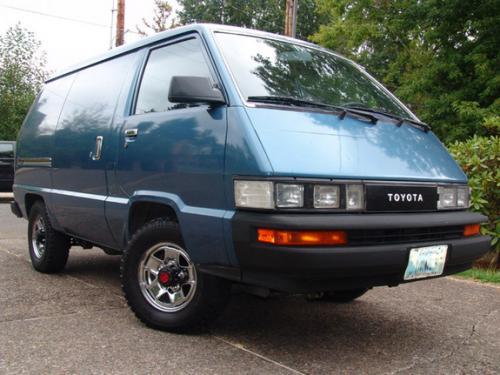 Photo of a 1988-1989 Toyota Van in Medium Blue Metallic (paint color code 8D7)